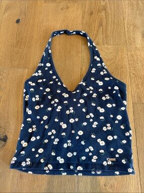 Hollister Cropped Halter Top in Daisy- M